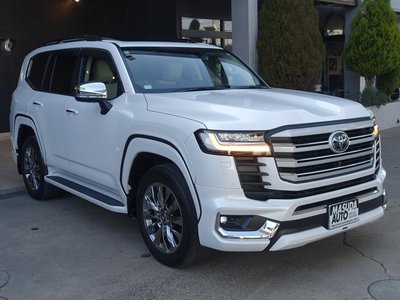 TOYOTA LAND CRUISER 300 - 4