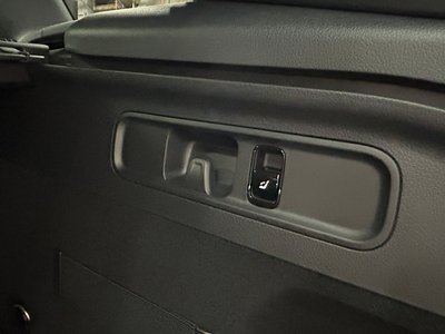 صورة مصغرة 44 لـ 2023 Mercedes-BENZ GLC