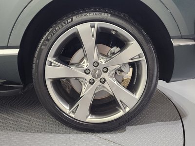صورة 8 لـ 2023 Genesis GV80