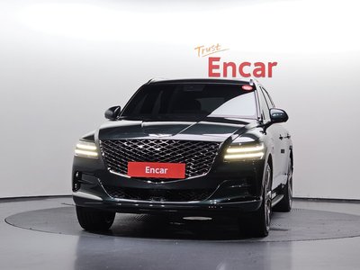 صورة 2 لـ 2023 Genesis GV80