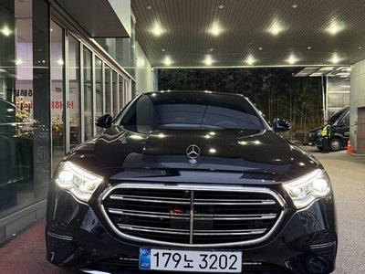 MERCEDES-BENZ E-CLASS - 5