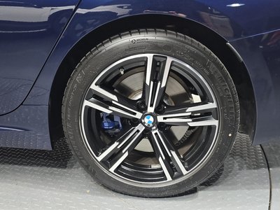 BMW 3 SERIES - 8