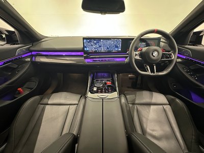 2025 BMW M5 TOURING — миниатюра 41