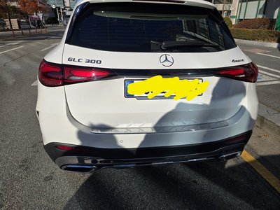 MERCEDES-BENZ GLC - 4