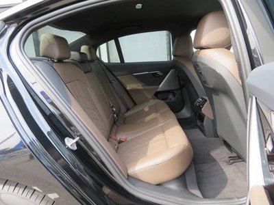 BMW 5 SERIES - 9
