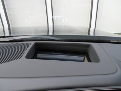2025 BMW 5 SERIES 缩略图 14