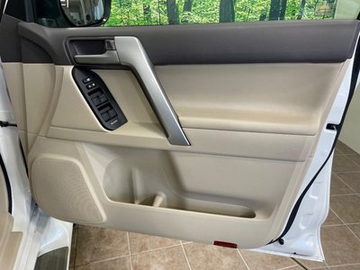 2022 Toyota LAND CRUISER PRADO 缩略图 32