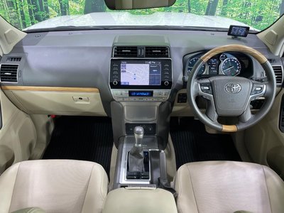 2022 Toyota LAND CRUISER PRADO 照片 2