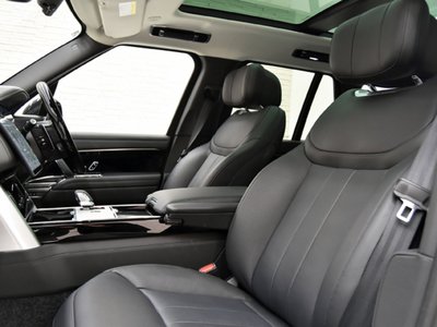 صورة 9 لـ 2025 LAND Rover RANGE ROVER