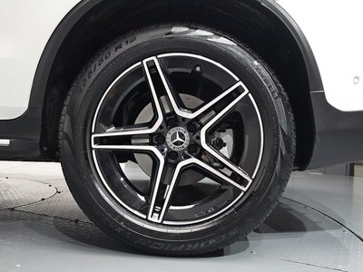 MERCEDES-BENZ GLC - 8