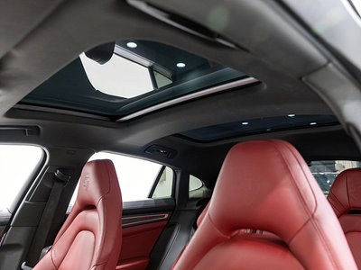 صورة مصغرة 18 لـ 2022 Porsche PANAMERA