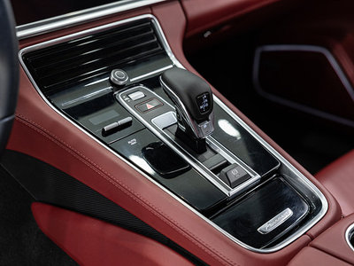2022 Porsche PANAMERA 照片 9