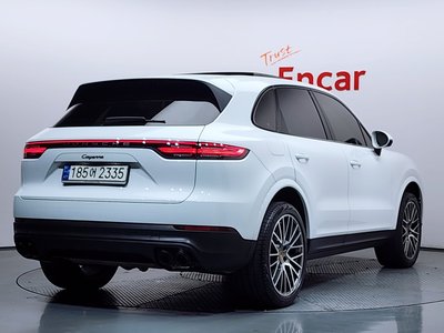 PORSCHE CAYENNE - 4