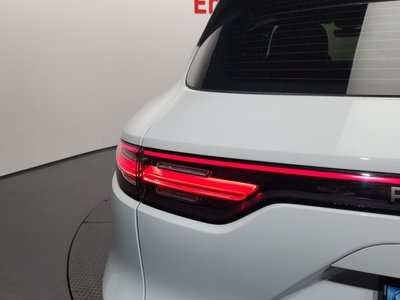 PORSCHE CAYENNE - 10