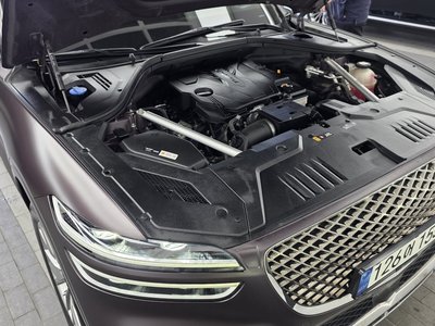 صورة 7 لـ 2021 Genesis GV70