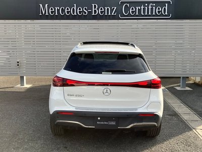 MERCEDES-BENZ EQA - 6