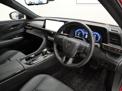 TOYOTA CROWN SPORT - 3