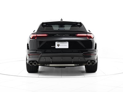 LAMBORGHINI URUS - 7