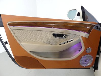 BENTLEY CONTINENTAL - 10