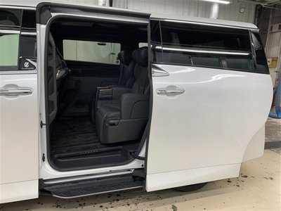 صورة مصغرة 36 لـ 2023 Toyota ALPHARD
