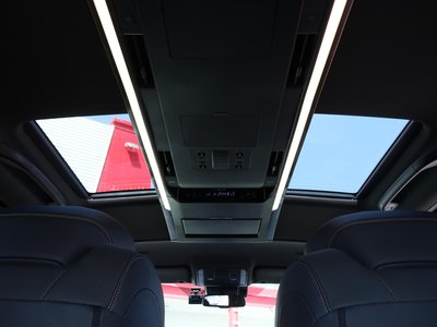 2023 Toyota ALPHARD 照片 4