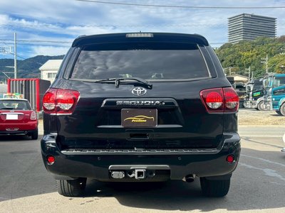 TOYOTA SEQUOIA - 10