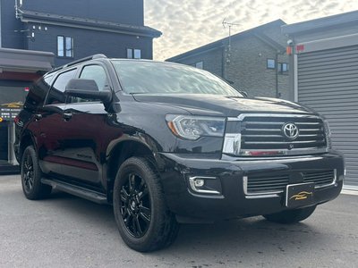 TOYOTA SEQUOIA - 7