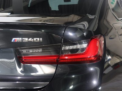 2024 BMW 3 SERIES thumbnail 11