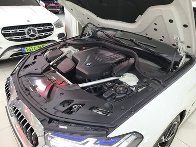 BMW 5 SERIES - 7