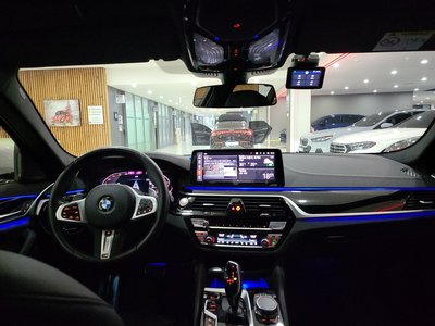 BMW 5 SERIES - 4