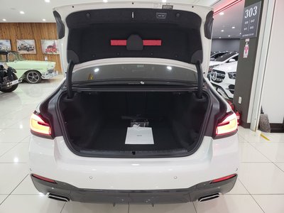 2023 BMW 5 SERIES — миниатюра 16
