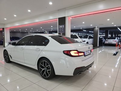 BMW 5 SERIES - 5