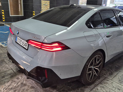 صورة 5 لـ 2025 BMW 5 SERIES