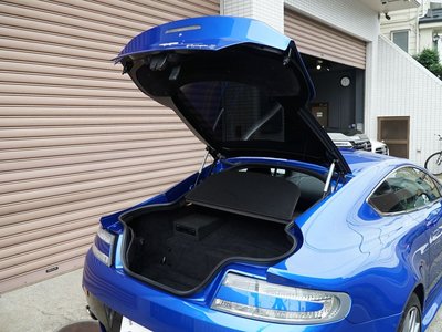2011 Aston Martin V8 — миниатюра 23