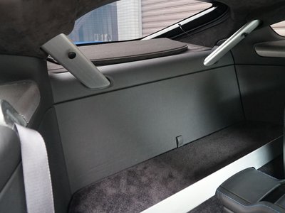 2011 Aston Martin V8 — миниатюра 17