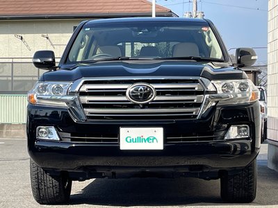 TOYOTA LAND CRUISER 200 - 5