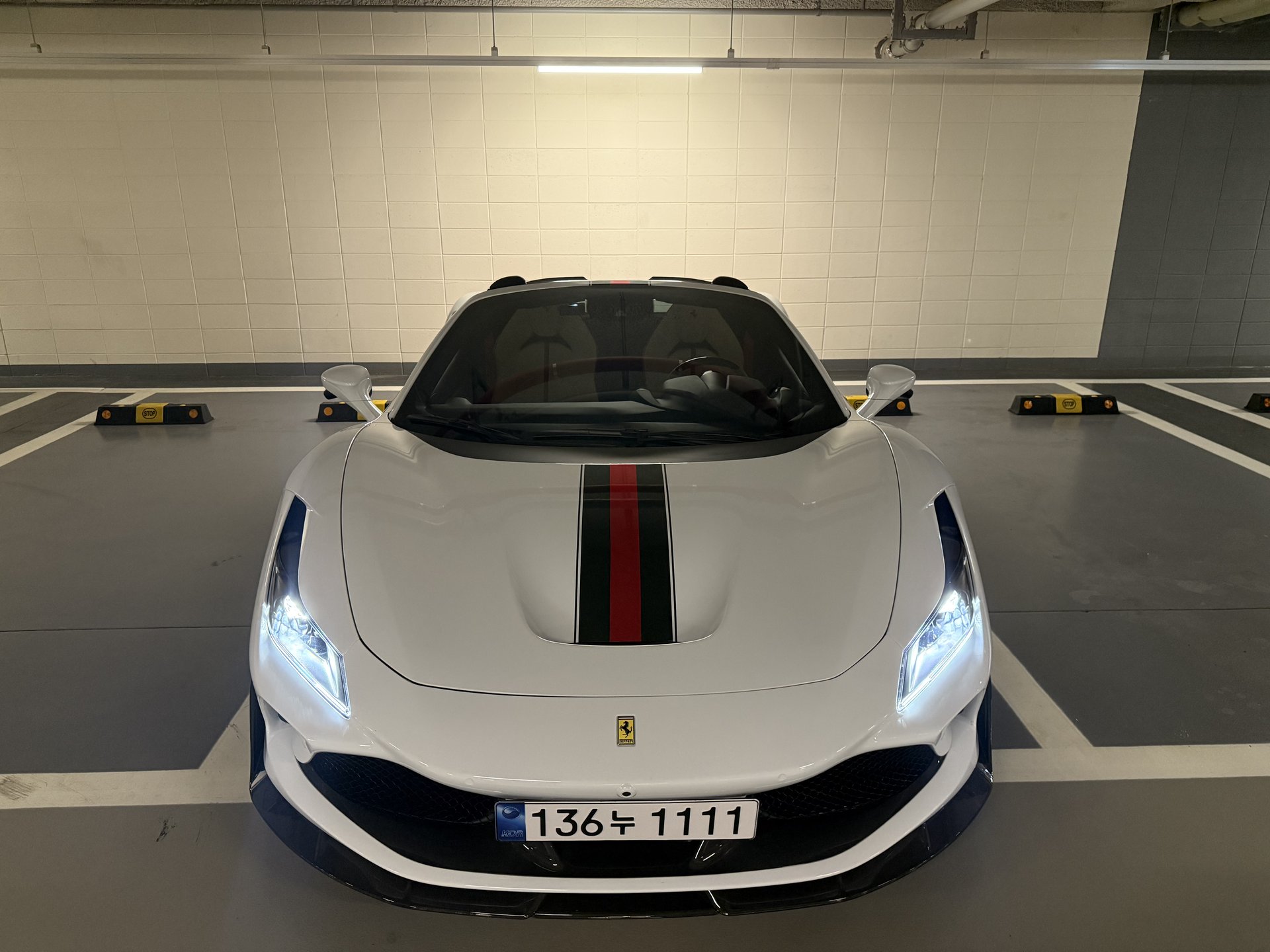 FERRARI F8 SPIDER - View 1