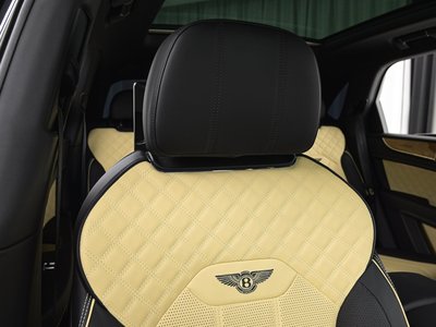 BENTLEY BENTAYGA - 10