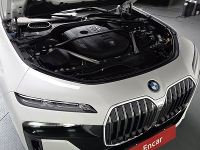BMW 7 SERIES - 7
