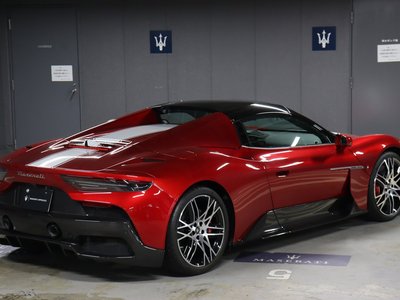 صورة 10 لـ 2025 Maserati MC20 CIELO