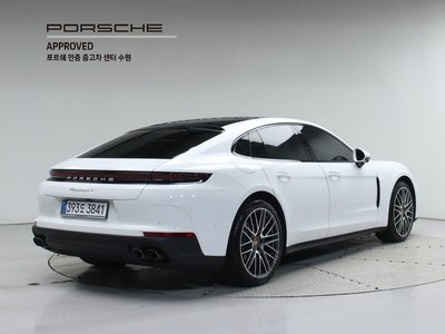 PORSCHE PANAMERA - 5