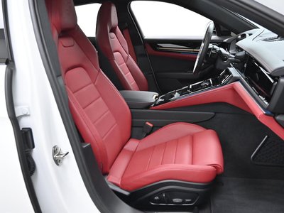 PORSCHE PANAMERA - 10