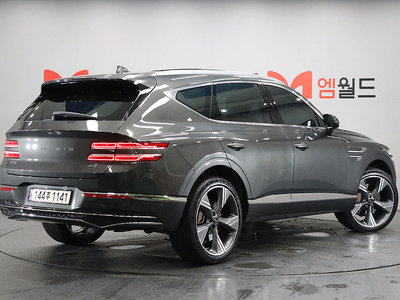 GENESIS GV80 - 3