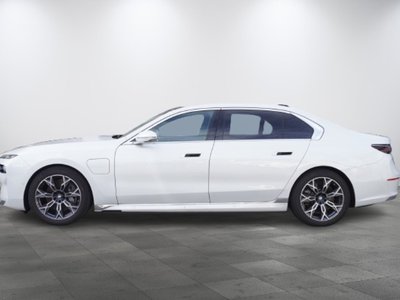 BMW I7 - 9
