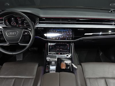 AUDI A8 - 5