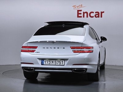 2022 Genesis G80 (RG3) photo 3