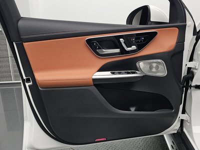 2024 Mercedes-BENZ GLC — миниатюра 14