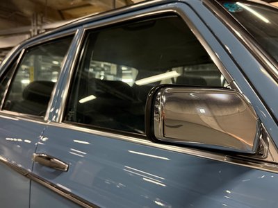 1982 Mercedes-BENZ MEDIUM-CLASS 照片 35