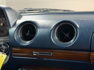 1982 Mercedes-BENZ MEDIUM-CLASS 照片 9