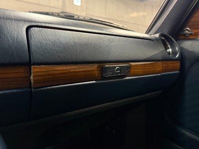 1982 Mercedes-BENZ MEDIUM-CLASS 照片 20